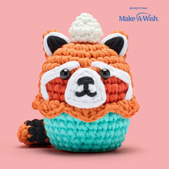 Paige the Red Panda: Cupcake Edition Crochet Kit